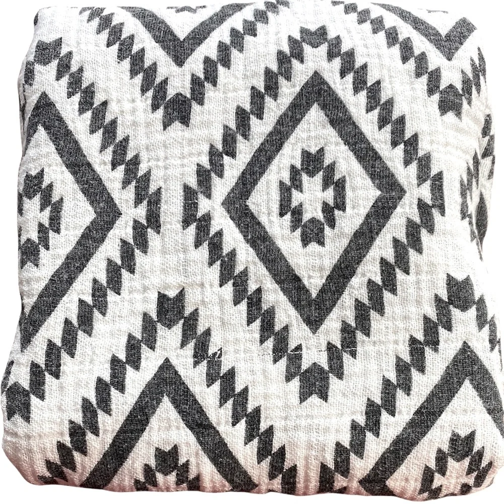 Baby Swaddle - Picture 6 of 6